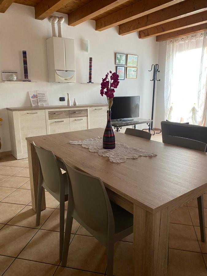 Ely Hause Apartment Calmasino Екстериор снимка
