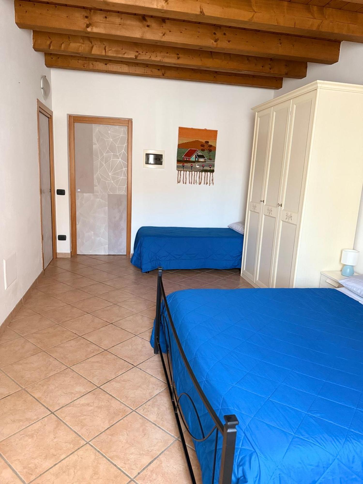 Ely Hause Apartment Calmasino Екстериор снимка